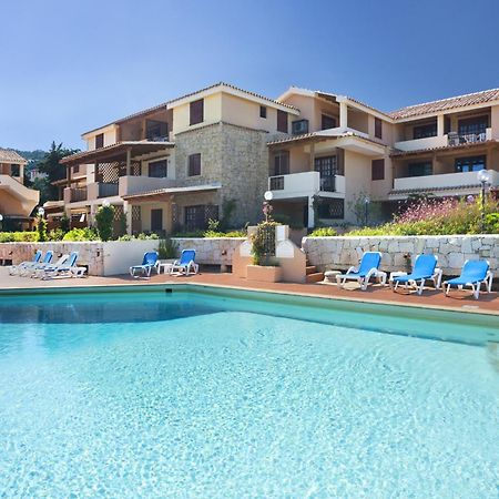 Residence Bougainvillae Liscia di Vacca Luaran gambar