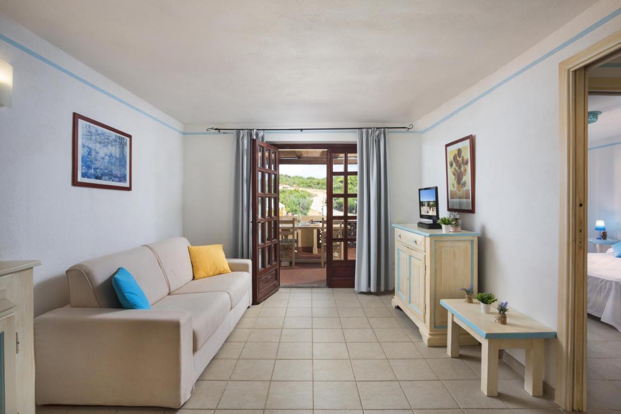 Residence Bougainvillae Liscia di Vacca Luaran gambar