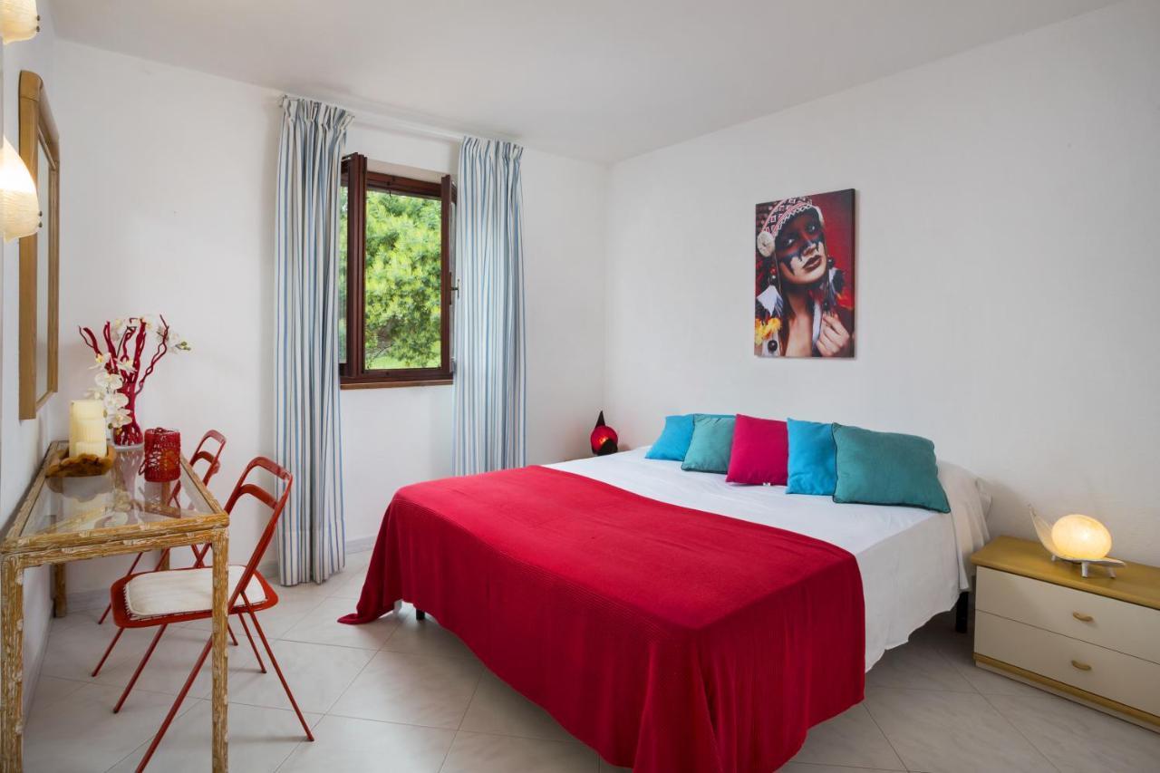 Residence Bougainvillae Liscia di Vacca Luaran gambar