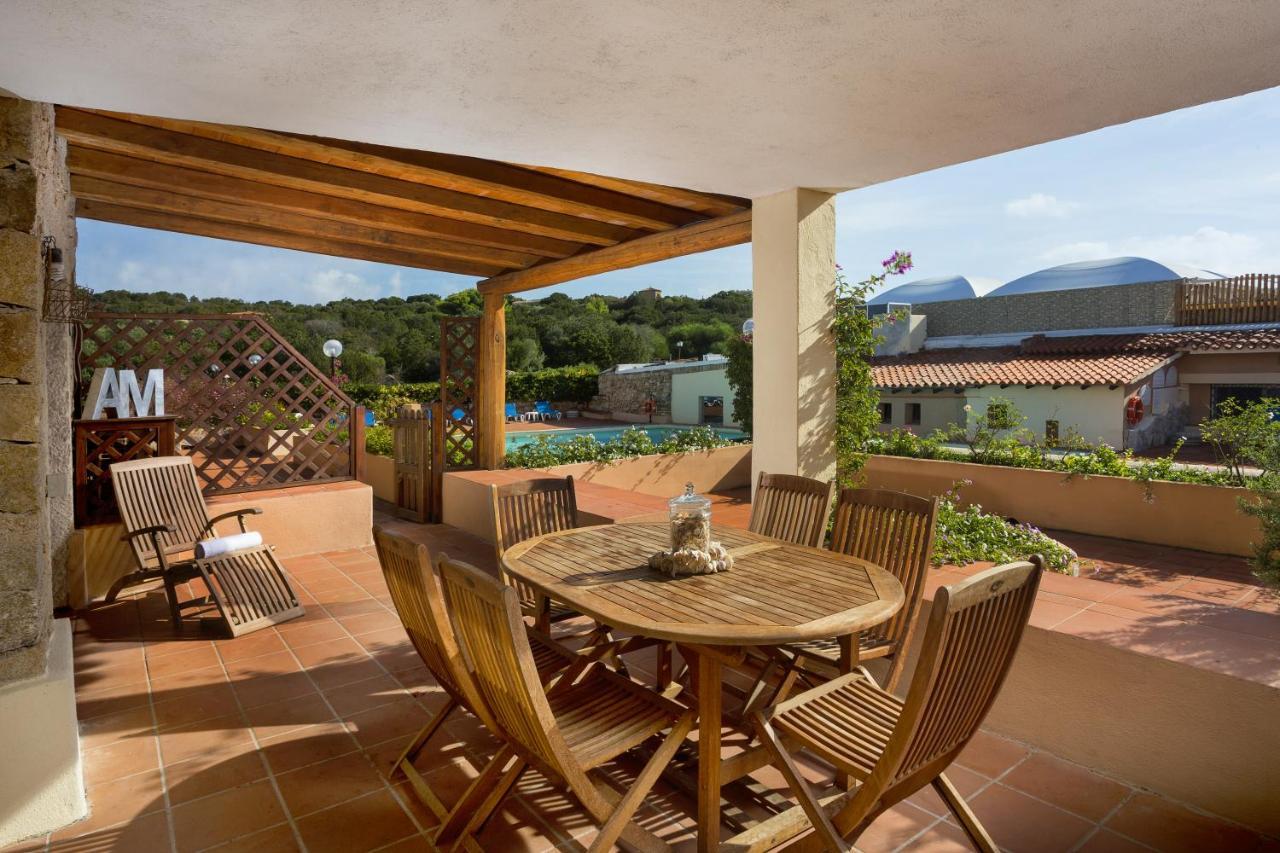 Residence Bougainvillae Liscia di Vacca Luaran gambar
